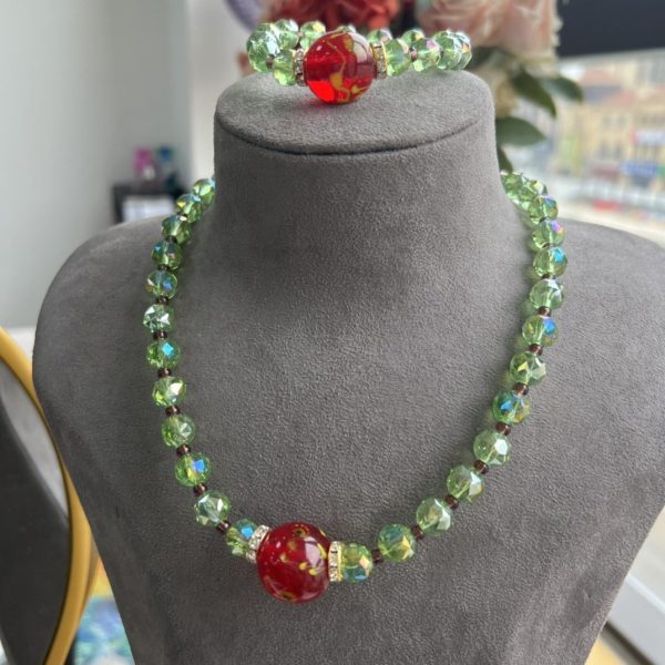 Crystal necklace bracelet set-green