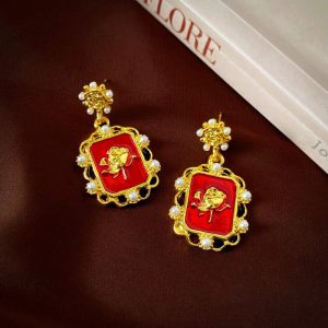 Square Flower Pattern Pearl Vintage Earrings | vintage drop earrings