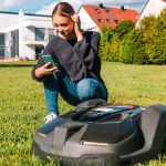 How to Choose a Robotic Lawn Mower in 2024